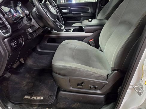 Used 2024 RAM 2500 Big Horn w/ Off Road Package AWD/4WD image 24