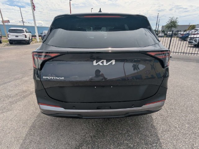 New 2027 Kia Sportage EX FWD image 5