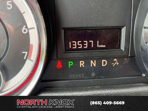 Used 2019 Dodge Grand Caravan SXT FWD image 29