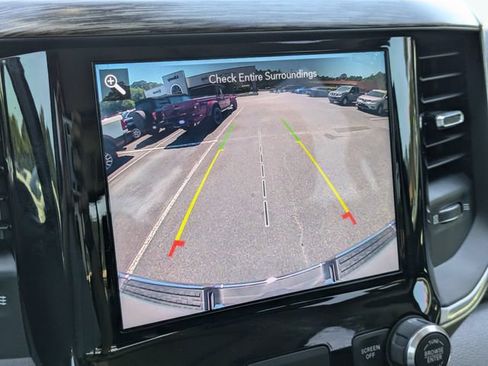 Used 2020 RAM 1500 Laramie AWD/4WD image 24