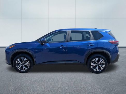 Used 2023 Nissan Rogue SV FWD image 3