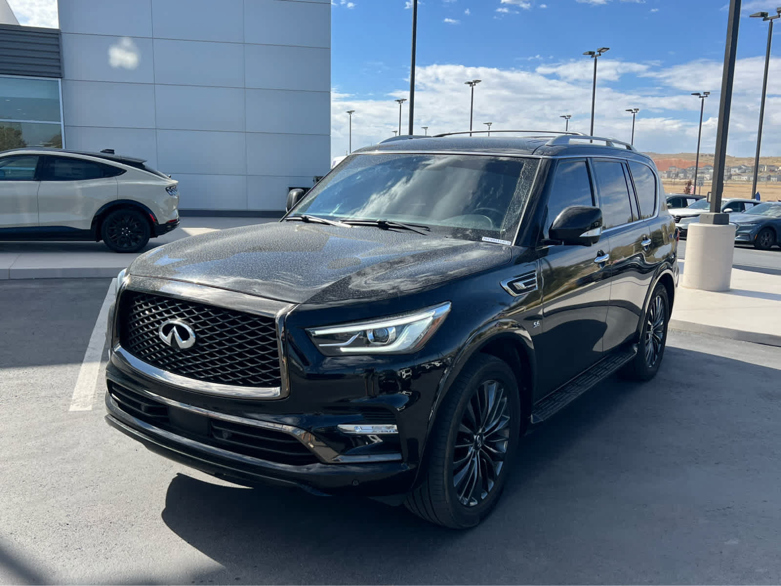 Used 2020 INFINITI QX80 Luxe w/ Edition 30 Package AWD/4WD image 11