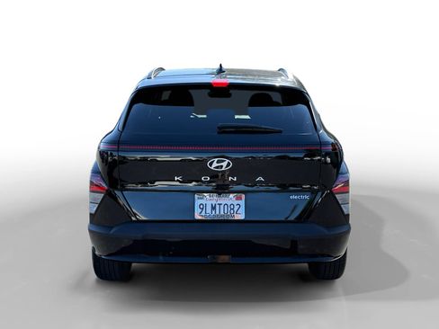 Used 2024 Hyundai Kona SEL FWD image 4