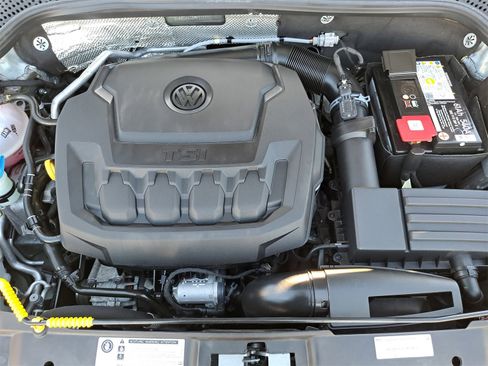 Used 2019 Volkswagen Beetle 2.0T Final Edition SEL image 30