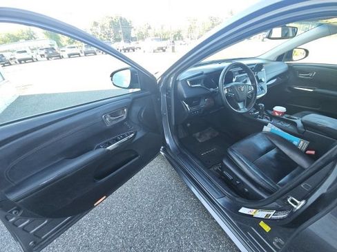 Used 2014 Toyota Avalon XLE Touring FWD image 10
