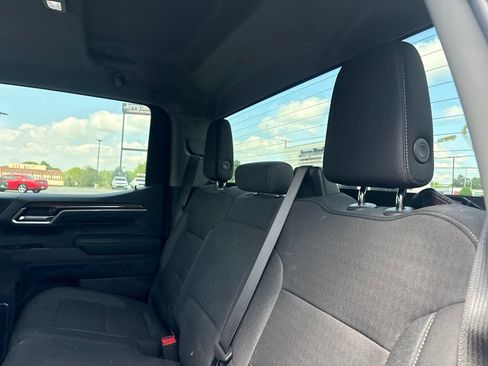 Used 2024 Chevrolet Silverado 1500 LT w/ Protection Package RWD image 6