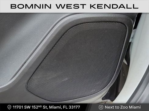 Used 2023 Chevrolet Blazer LT image 26