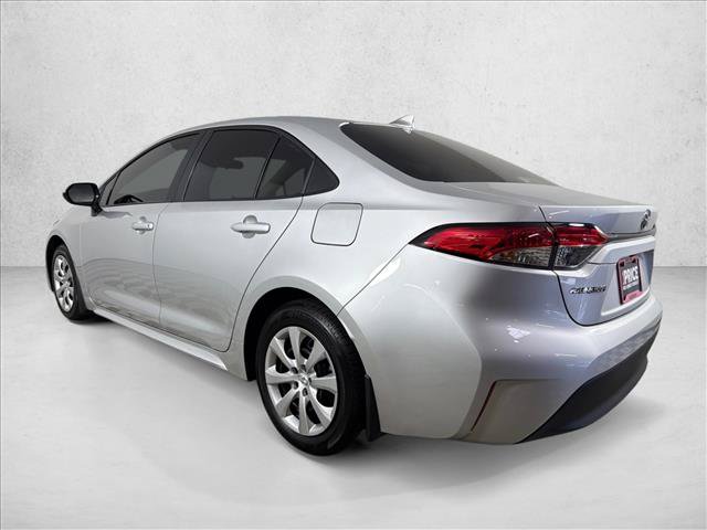 Used 2025 Toyota Corolla LE FWD image 5