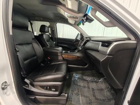 Used 2015 Chevrolet Tahoe LT AWD/4WD image 25