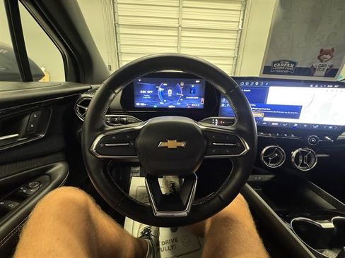 Used 2024 Chevrolet Blazer EV LT AWD/4WD image 24