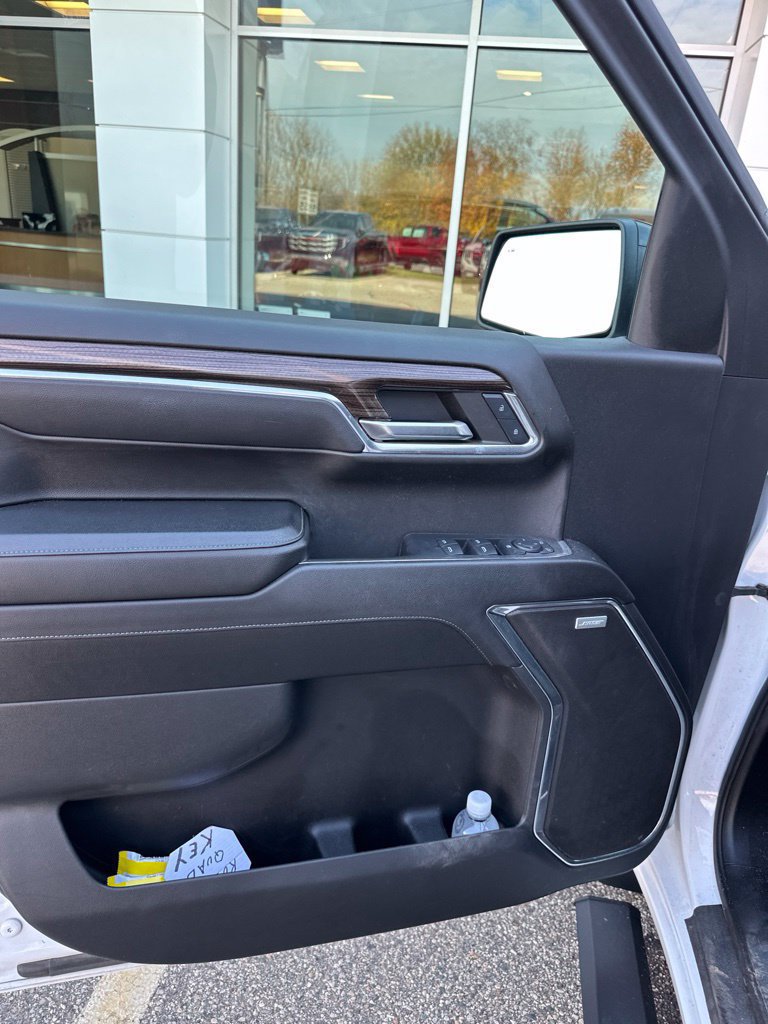 Used 2023 Chevrolet Silverado 1500 RST w/ RST All Star Premium Package AWD/4WD image 6