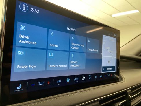 Used 2025 Lincoln Corsair Grand Touring AWD/4WD image 32
