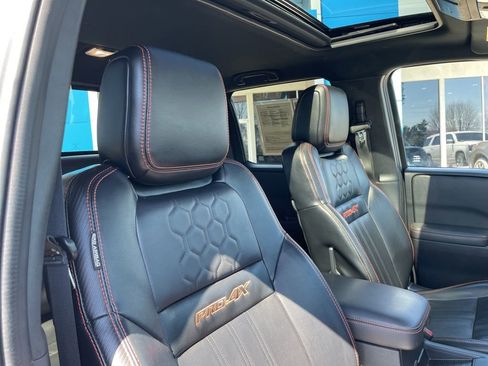 Used 2023 Nissan Frontier PRO-4X w/ Pro-4X Premium Package image 27