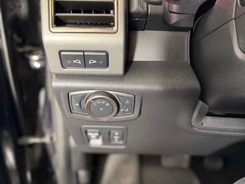 Used 2019 Ford F150 Raptor w/ Equipment Group 802A Luxury image 25