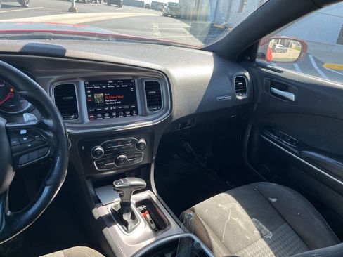 Used 2019 Dodge Charger R/T w/ Cold Weather Package image 28