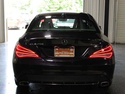 Used 2015 Mercedes-Benz CLA 250 4MATIC image 5
