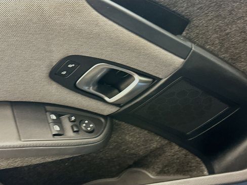 Used 2021 BMW i3 image 15