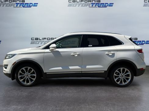 Used 2018 Lincoln MKC Select w/ Select Plus Package FWD image 8
