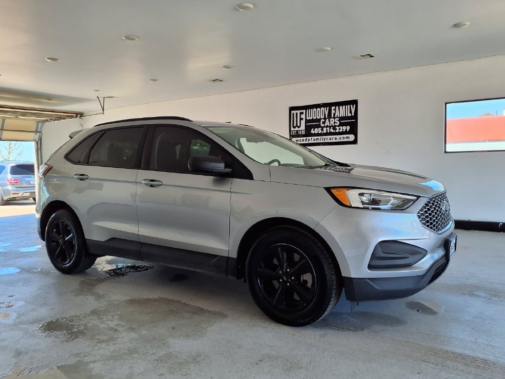 Used 2023 Ford Edge SE AWD/4WD image 15