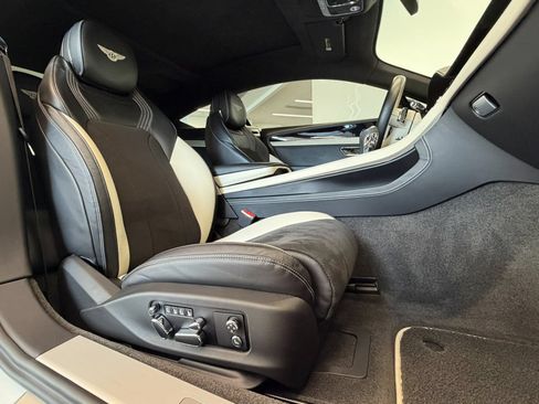 Used 2023 Bentley Continental GT S AWD/4WD image 31