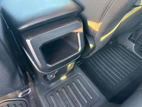 Used 2024 Ford Ranger XL image 18