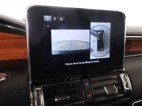 Used 2020 Lincoln Navigator Reserve w/ Equipment Group 208A Reserve AWD/4WD image 6