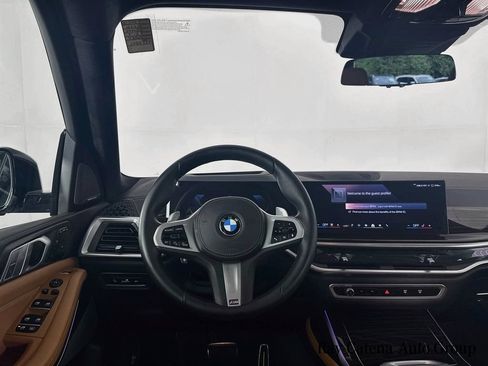 Used 2026 BMW X7 xDrive40i w/ M Sport Package AWD/4WD image 24