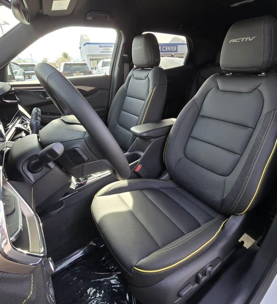 Used 2025 Chevrolet TrailBlazer ACTIV w/ Convenience Package FWD image 41