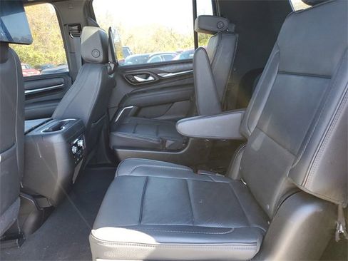 Used 2021 GMC Yukon XL Denali image 28