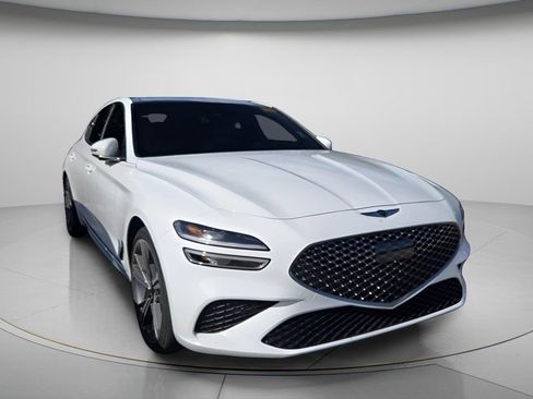 Used 2024 Genesis G70 2.5T w/ Sport Prestige Package RWD image 4