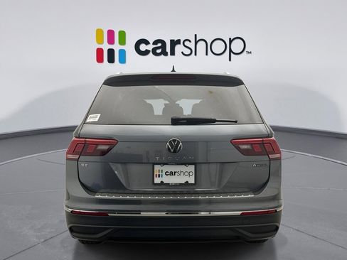 Used 2022 Volkswagen Tiguan SE image 4