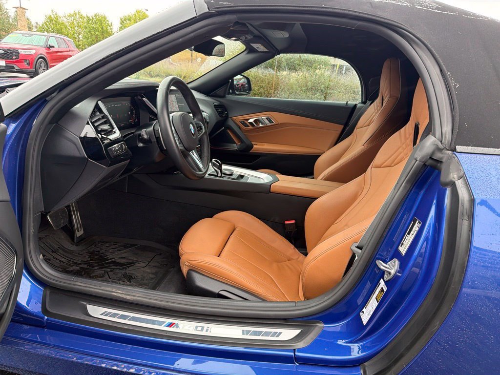 Used 2024 BMW Z4 M40i w/ Premium Package RWD image 11