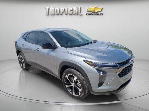 New 2026 Chevrolet Trax RS w/ Driver Confidence Package FWD image 7