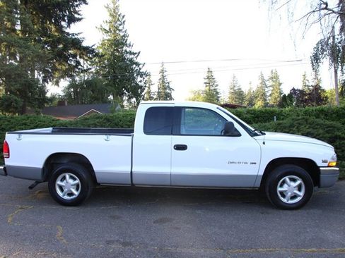 Used 1998 Dodge Dakota 2WD Club Cab image 11