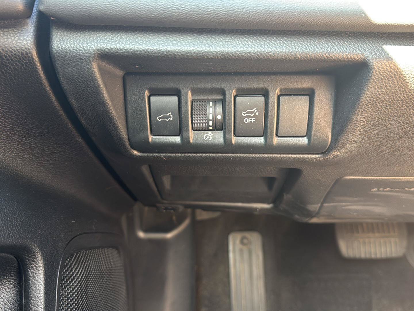 Used 2023 Subaru Outback Onyx Edition AWD/4WD image 20