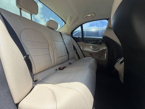 Used 2015 Mercedes-Benz C 300 Sedan image 21