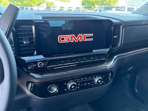 Certified 2024 GMC Sierra 1500 Elevation w/ LPO, Elevation Black Package AWD/4WD image 23