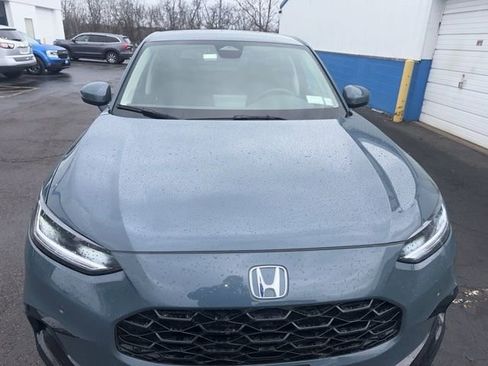 Used 2024 Honda HR-V EX-L image 3