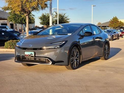 New 2026 Toyota Prius XLE FWD image 2