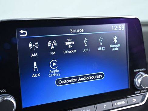 Certified 2024 Nissan Sentra SR FWD image 17