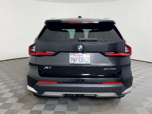 Used 2025 BMW X1 xDrive28i w/ Premium Package AWD/4WD image 4
