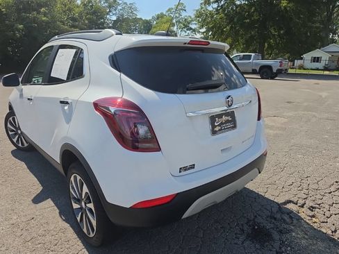 Used 2022 Buick Encore Preferred FWD image 4