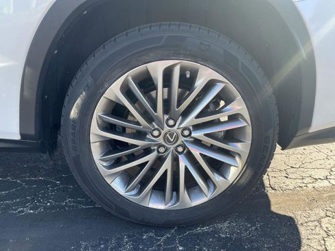 Used 2022 Lexus RX 350L Luxury image 8