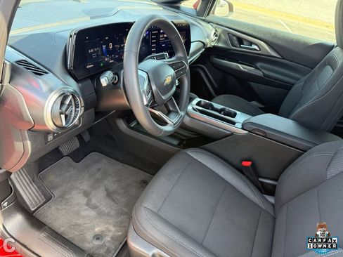 Used 2026 Chevrolet Equinox EV LT FWD image 19