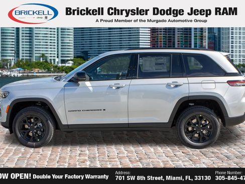 New 2025 Jeep Grand Cherokee Laredo RWD image 8