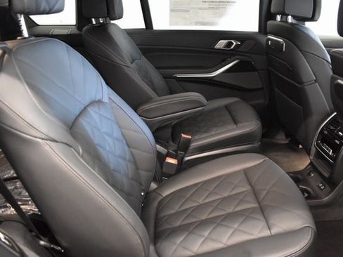 New 2026 BMW X7 xDrive40i image 19