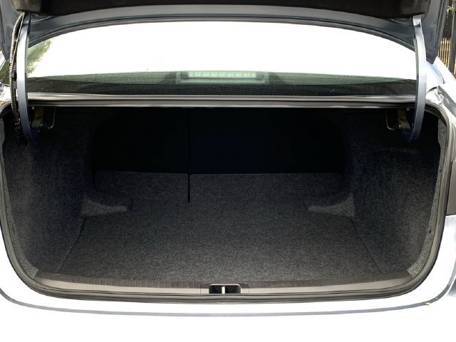 Used 2026 Toyota Corolla LE FWD image 38