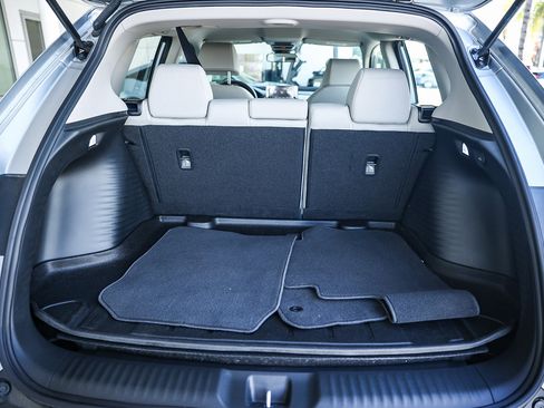 Used 2025 Honda HR-V LX image 31