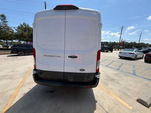 Used 2018 Ford Transit 250 148 Medium Roof RWD image 10