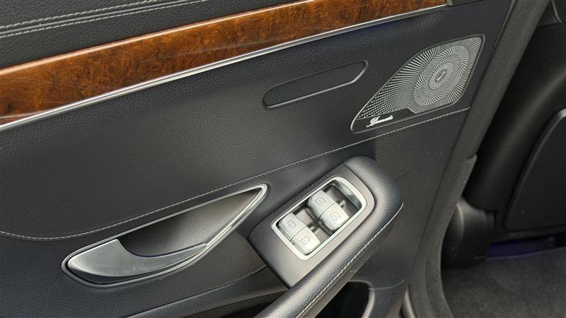 Used 2015 Mercedes-Benz S 550 4MATIC Sedan image 46